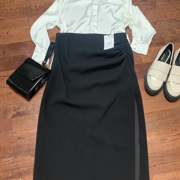 ZARA black skirt NWTs - Picture 2 of 3